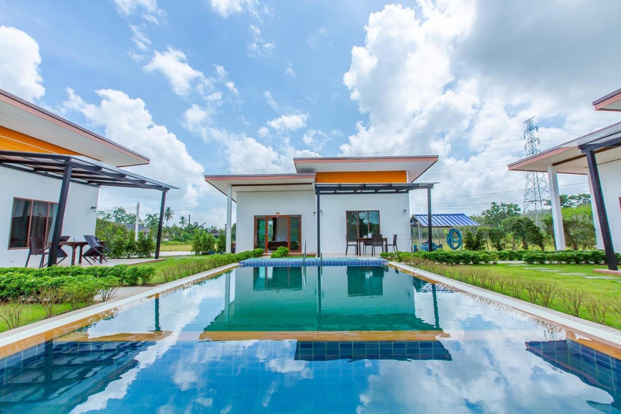 Ozone Resort & Pool Villa Phatthalung Exteriör bild